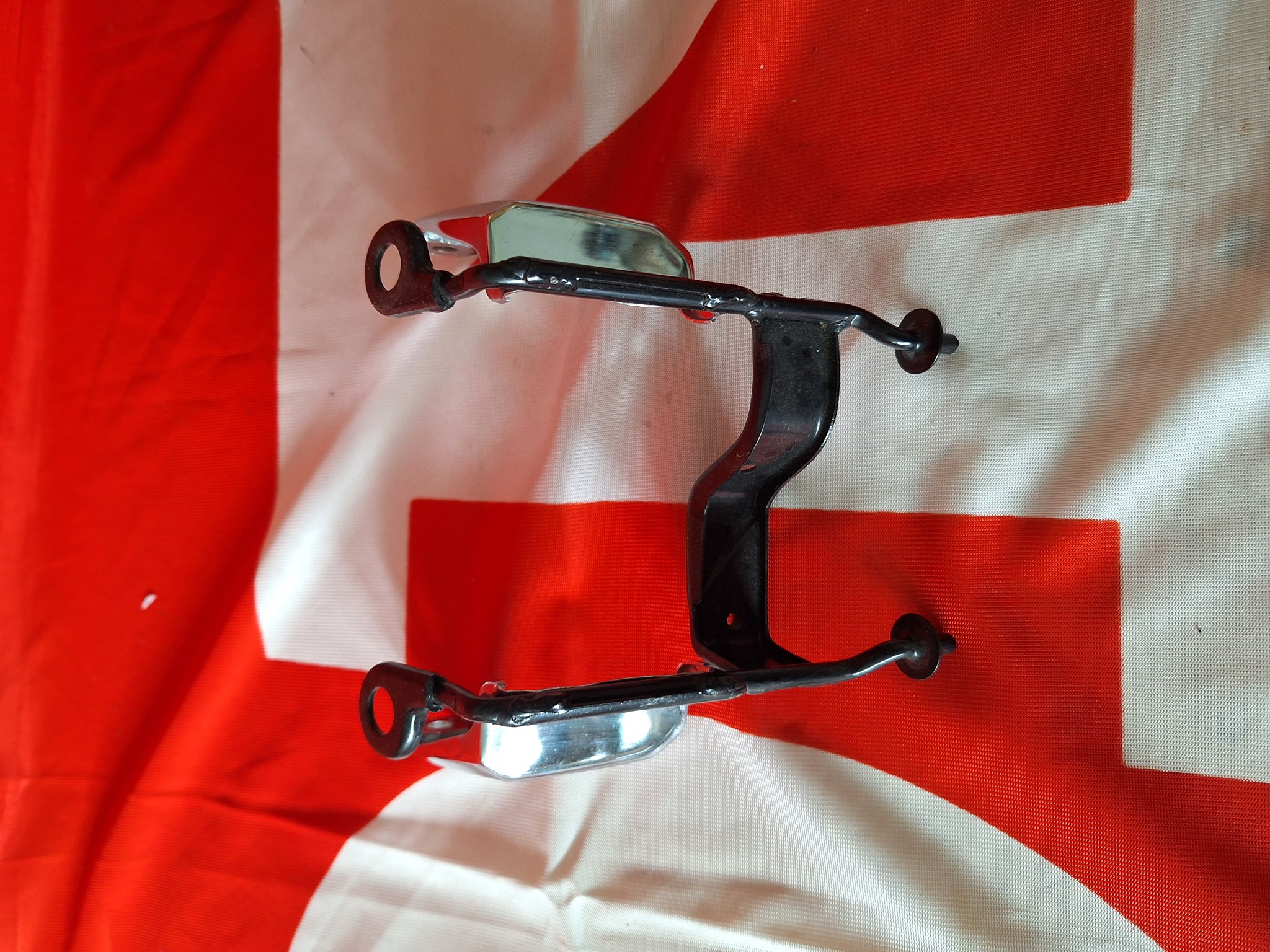 Picture of BRKT,HEAD LT.CASE  61311-426-000